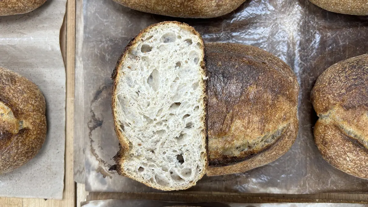 Average Doughs Bakery – bakery in Leybourne Chase, West Malling